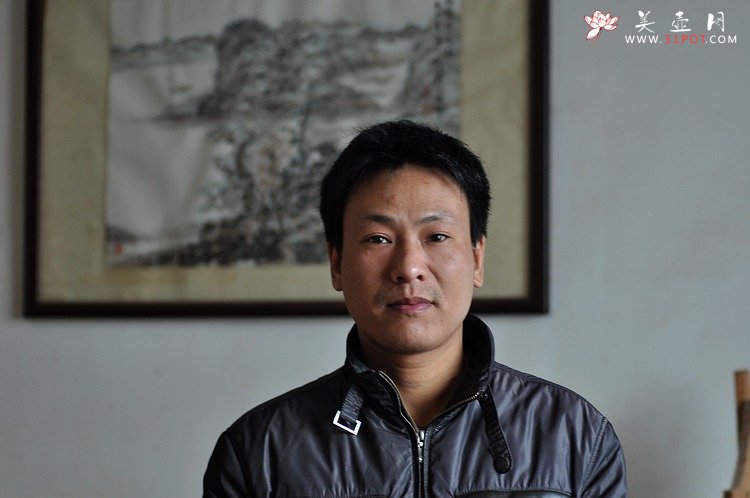 紫砂壶图片：徐亚春老师义拍作品 全手朱泥小文旦 雅安我们在一起  - 宜兴紫砂壶网