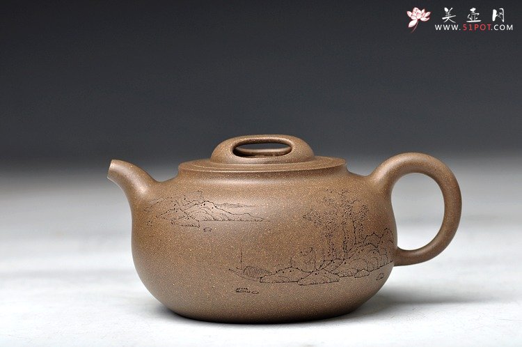 紫砂壶图片：国助和石精刻  玉成窑风格 全手归隐 更加耐品 - 宜兴紫砂壶网