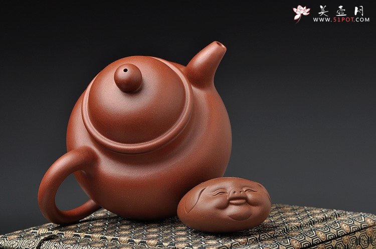紫砂壶图片：老味十足 全手寿珍掇球 最新力作 俊雅有力道 - 宜兴紫砂壶网