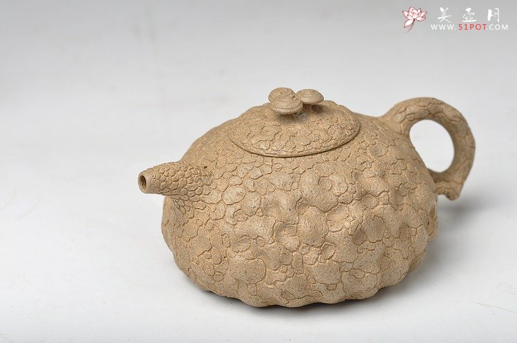 紫砂壶图片：邵惠雄风格 全手龚春 灵芝 薄胎 本山段泥 - 宜兴紫砂壶网