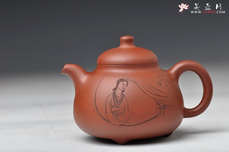 紫砂壶图片：细刻入丝 形体端庄 传统作品 全手三足乳鼎 - 宜兴紫砂壶网