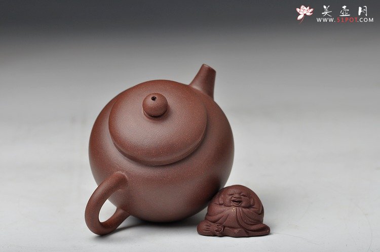 紫砂壶图片：天天特惠 美壶定制出品 民国巨轮款型 俏人小品 - 宜兴紫砂壶网