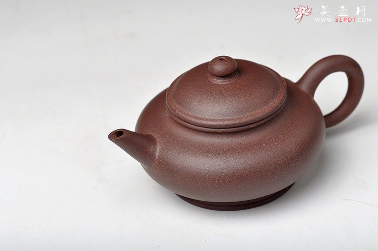 紫砂壶图片：天天特惠 老味 美壶定制小品 剑流水平 - 宜兴紫砂壶网