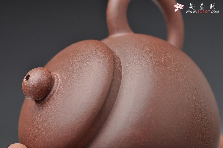 紫砂壶图片：天天特惠 美壶定制出品 民国巨轮款型 俏人小品 - 宜兴紫砂壶网