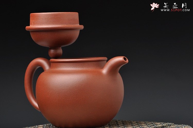 紫砂壶图片：老味十足 全手寿珍掇球 最新力作 俊雅有力道 - 宜兴紫砂壶网