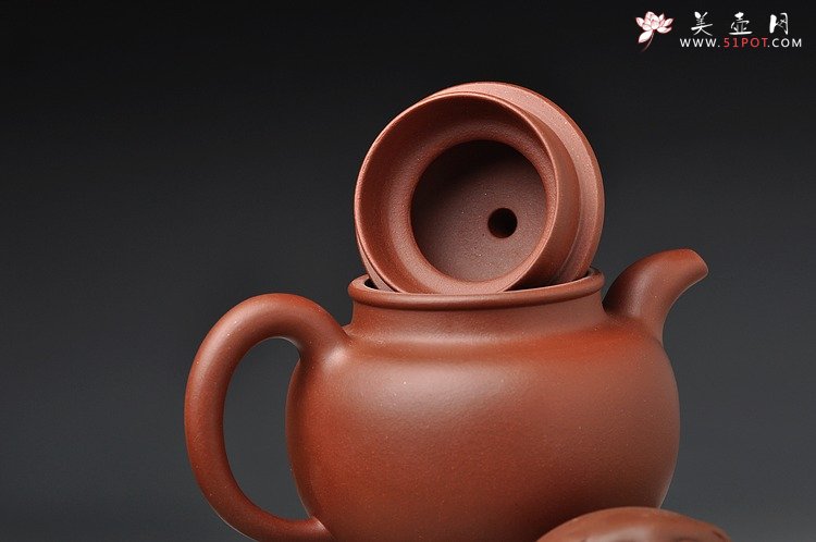 紫砂壶图片：老味十足 全手寿珍掇球 最新力作 俊雅有力道 - 宜兴紫砂壶网
