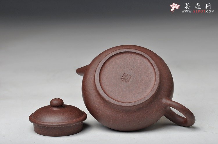 紫砂壶图片：天天特惠 老味 美壶定制小品 剑流水平 - 宜兴紫砂壶网