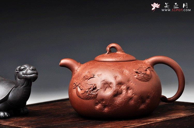 紫砂壶图片：孙金立 全手龙行龚春 精品代表作 丛林系列 - 宜兴紫砂壶网