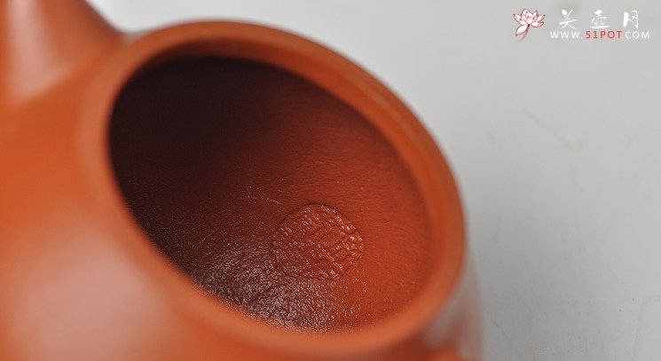 紫砂壶图片：徐亚春老师义拍作品 全手朱泥小文旦 雅安我们在一起  - 宜兴紫砂壶网