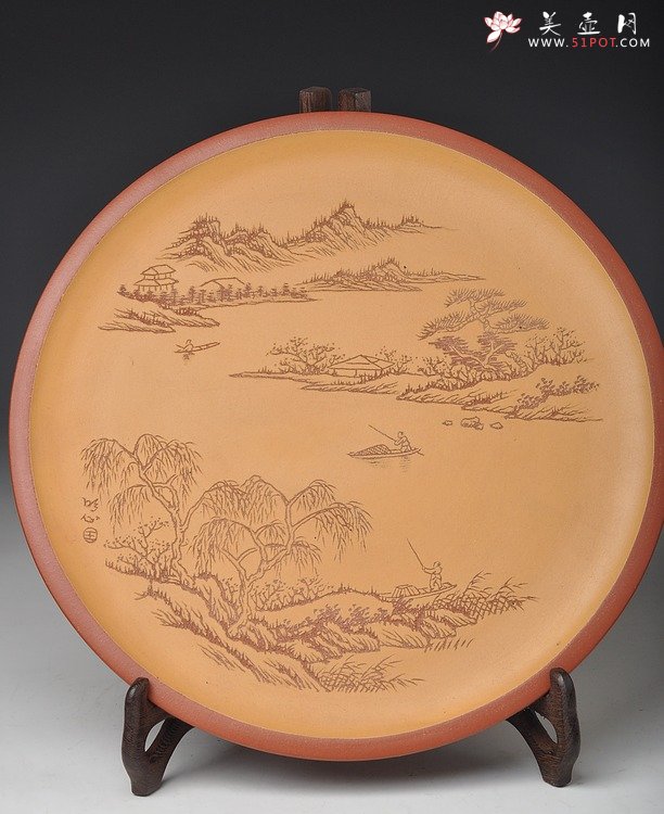 紫砂壶图片：王智斌老师义拍紫砂作品 山水挂盘 雅安我们在一起 - 宜兴紫砂壶网