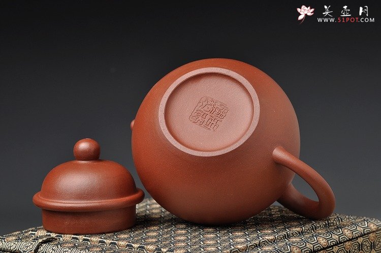 紫砂壶图片：老味十足 全手寿珍掇球 最新力作 俊雅有力道 - 宜兴紫砂壶网