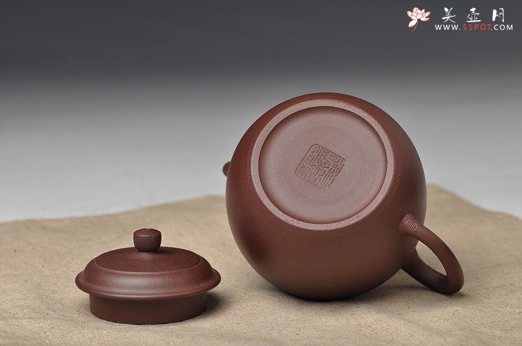 紫砂壶图片：全手剑流德中 小巧实用 - 宜兴紫砂壶网
