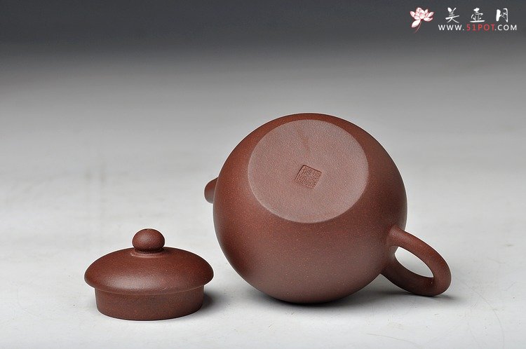 紫砂壶图片：天天特惠 美壶定制出品 民国巨轮款型 俏人小品 - 宜兴紫砂壶网