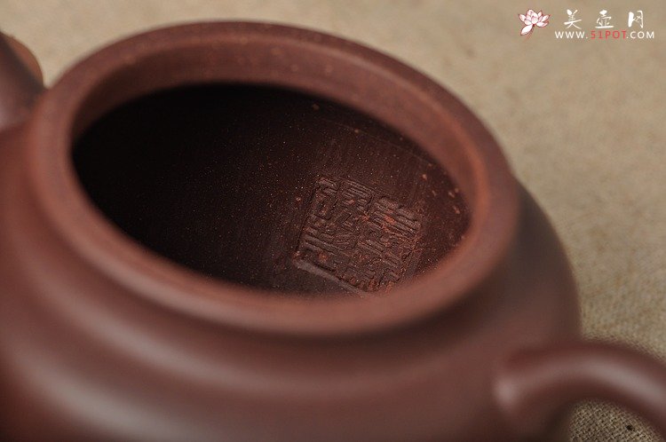 紫砂壶图片：全手剑流德中 小巧实用 - 宜兴紫砂壶网