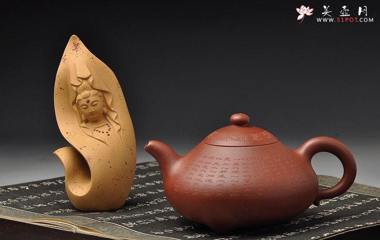 紫砂壶图片：大品众乐 器形端庄 大势至菩萨念佛圆通章 玉乳 工整严谨 - 宜兴紫砂壶网