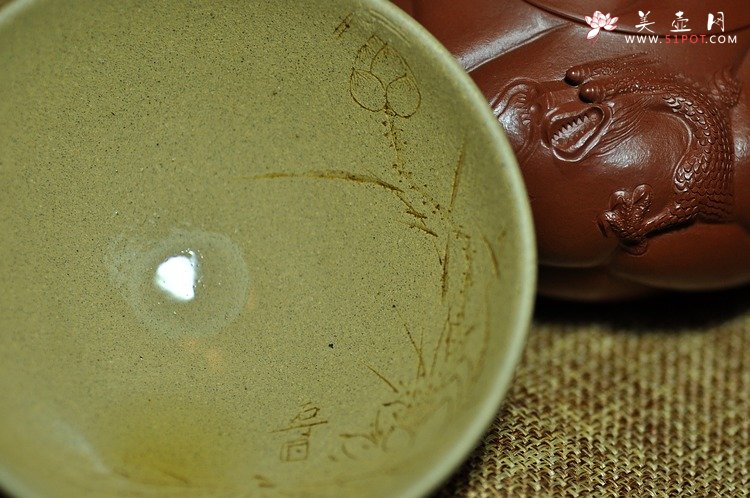 紫砂壶图片：雅致品茗杯 荷叶情思 乳香杯 - 宜兴紫砂壶网