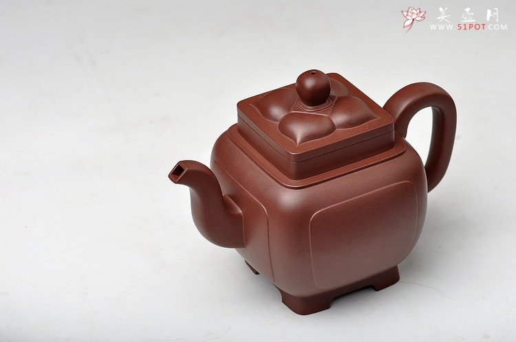 紫砂壶图片：精工大气 精品之作 全手工开光四方菱花 - 宜兴紫砂壶网