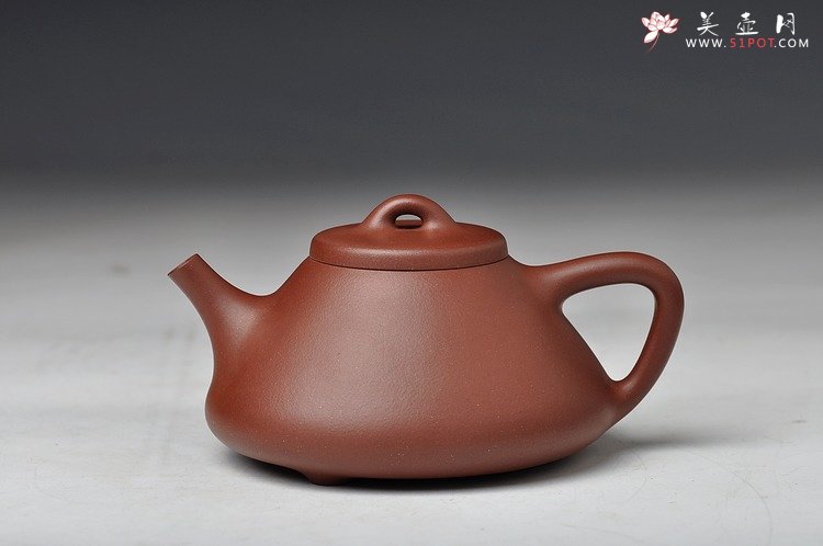 紫砂壶图片：骨肉均挺 挺拔俊雅 全手工子冶石瓢 优质底槽青 - 宜兴紫砂壶网