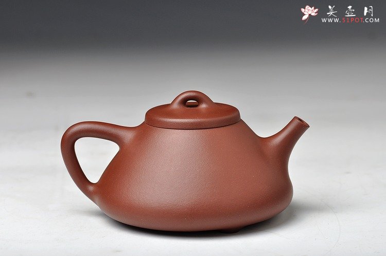 紫砂壶图片：骨肉均挺 挺拔俊雅 全手工子冶石瓢 优质底槽青 - 宜兴紫砂壶网