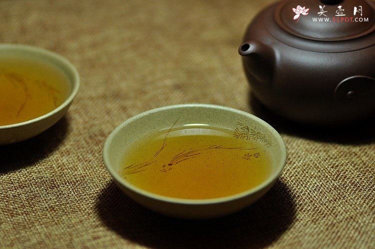 紫砂壶图片：雅致品茗杯 荷叶情思 乳香杯 - 宜兴紫砂壶网