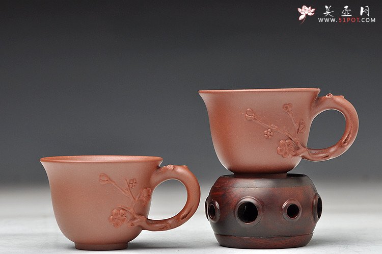 紫砂壶图片：清雅淡香 红皮龙 全手咏梅套组2 - 宜兴紫砂壶网