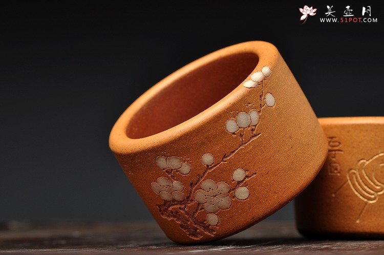 紫砂壶图片：扳指杯 拈花微笑 腊梅玉洁 - 宜兴紫砂壶网