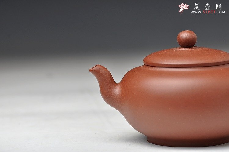 紫砂壶图片：美壶双节特惠之紫韵 舒畅的器形耐品 - 宜兴紫砂壶网