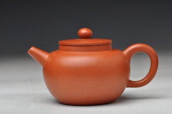 紫砂壶图片：实用佳器 降坡泥 全手巨轮珠 - 宜兴紫砂壶网