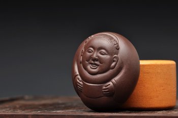 紫砂壶图片：手把件之和气致祥 细腻好玩 - 宜兴紫砂壶网