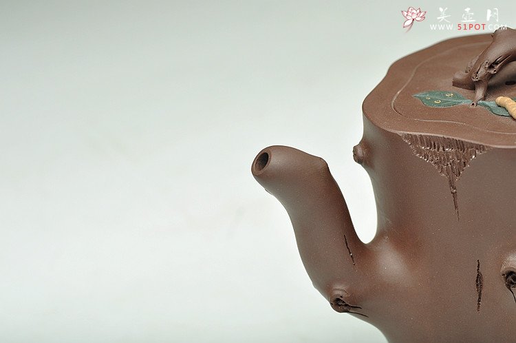 紫砂壶图片：崔巍健代表作 树桩精品  桑蚕壶 - 宜兴紫砂壶网
