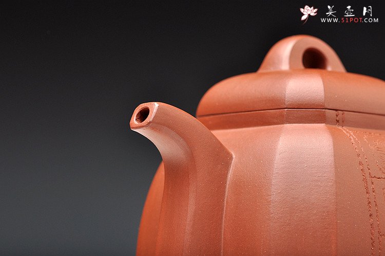 紫砂壶图片：史金妹经典代表作 端庄典雅 全手工八仙过海之八方福壶 - 宜兴紫砂壶网