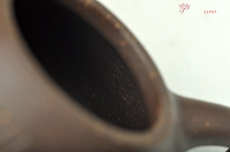 紫砂壶图片：德润身 骨肉均挺 全手子冶石瓢   - 宜兴紫砂壶网