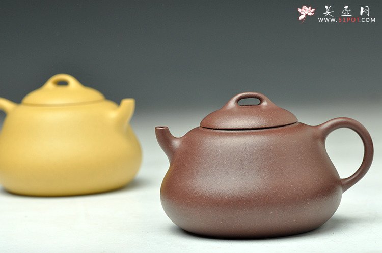 紫砂壶图片：特惠之葫芦兄弟 福禄 憨态可掬 本绿与紫泥一对 - 宜兴紫砂壶网