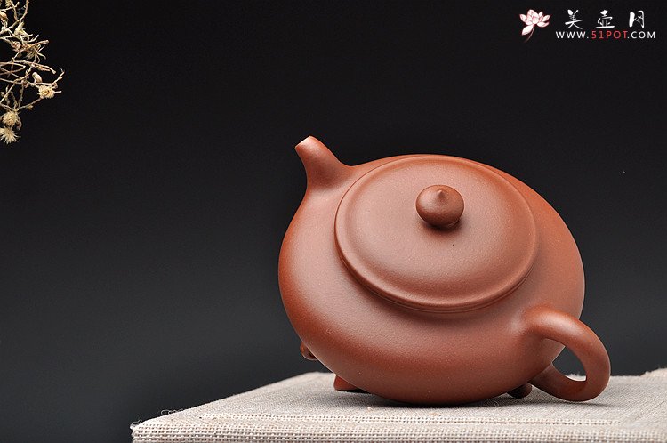 紫砂壶图片：适合绿茶 纤秀可人 三足扁樱 - 宜兴紫砂壶网