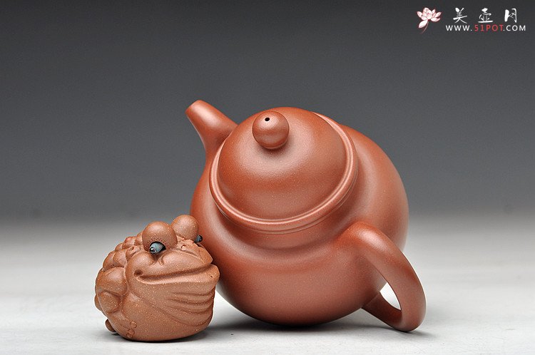 紫砂壶图片：周路健新品 全手寿珍掇球 摹之气韵 - 宜兴紫砂壶网