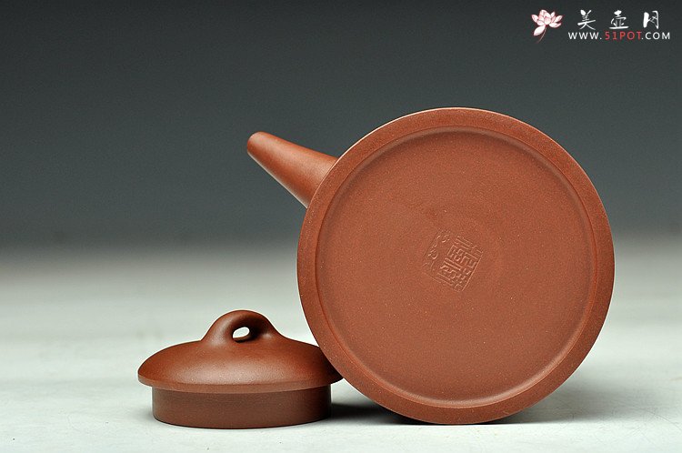 紫砂壶图片：顶级老料 挺拔俊秀 全手曼生提梁 仅此一件不接受定做 - 宜兴紫砂壶网