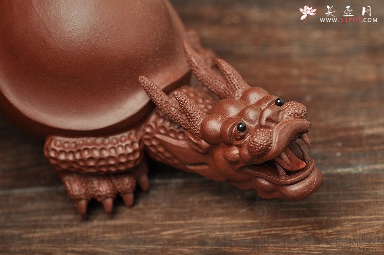 紫砂壶图片：精品龙龟茶宠 - 宜兴紫砂壶网
