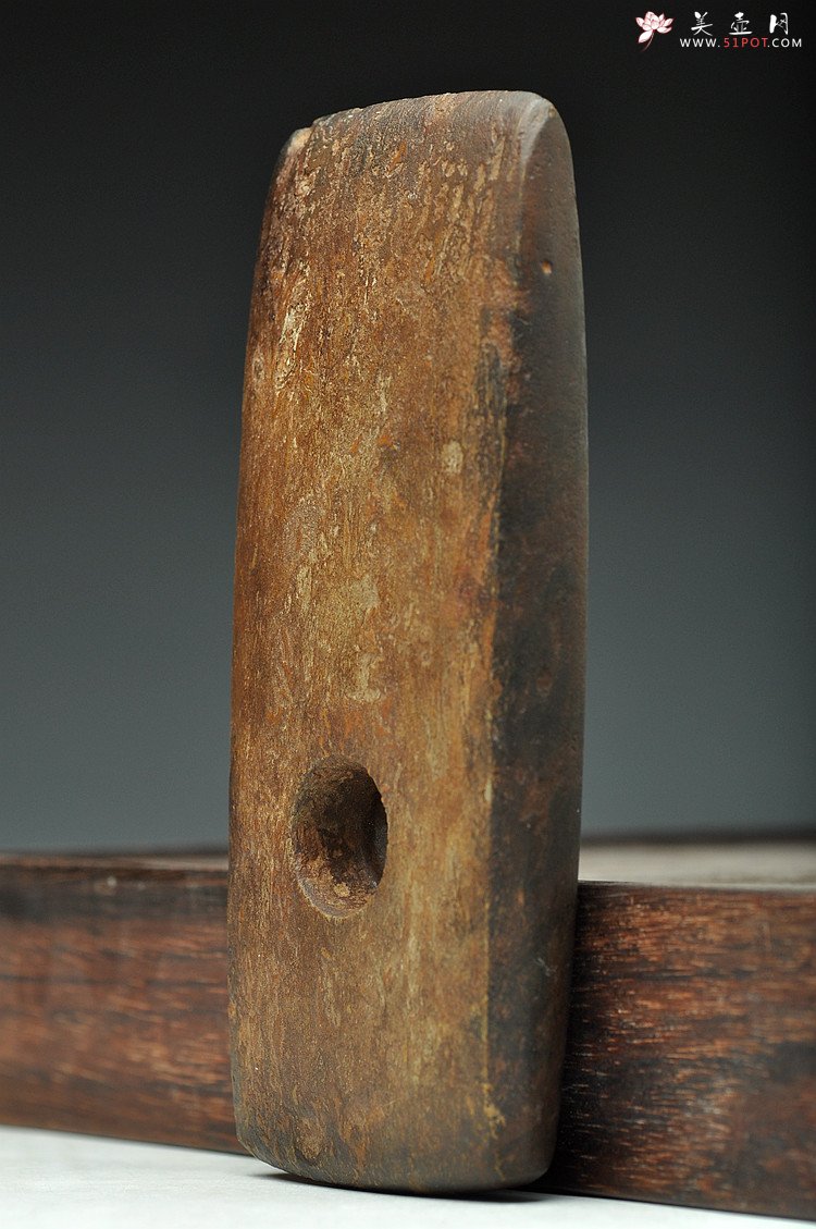 紫砂壶图片：似兰斯馨 文房挂盘 刻绘清新 - 宜兴紫砂壶网