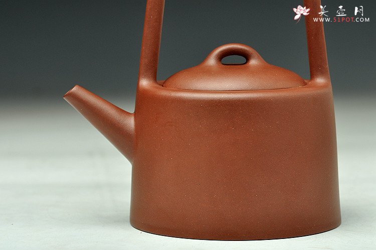 紫砂壶图片：顶级老料 挺拔俊秀 全手曼生提梁 仅此一件不接受定做 - 宜兴紫砂壶网