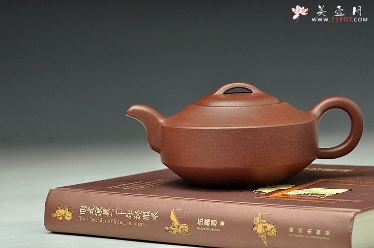 紫砂壶图片：传统之作 协调秀美 全手汉君 - 宜兴紫砂壶网