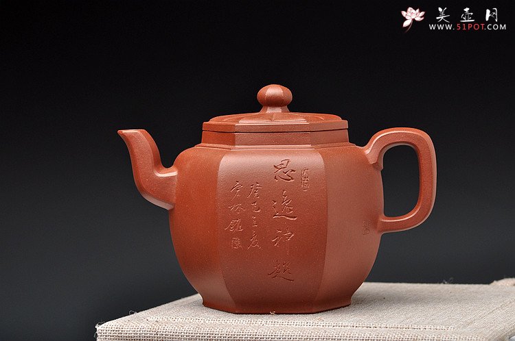 紫砂壶图片：强强联合之经典作品全手步步高登 国工师陈宏林装饰 - 宜兴紫砂壶网