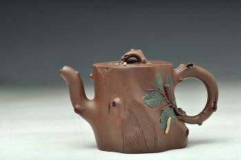 紫砂壶图片：崔巍健代表作 树桩精品  桑蚕壶 - 宜兴紫砂壶网