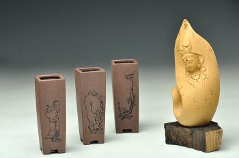 紫砂壶图片：精致小四方签筒 全手制作 刻绘漂亮 - 宜兴紫砂壶网