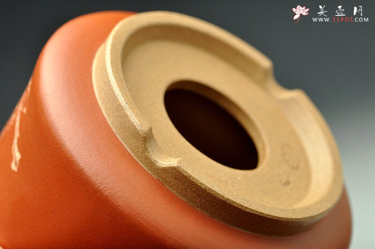 紫砂壶图片：精工花盆 粉朱泥浆 难得糊涂 案头花盆 仅一件 - 宜兴紫砂壶网