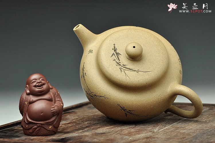 紫砂壶图片：新作 全手直流柿圆 实用精品 陆逸舟装饰 - 宜兴紫砂壶网