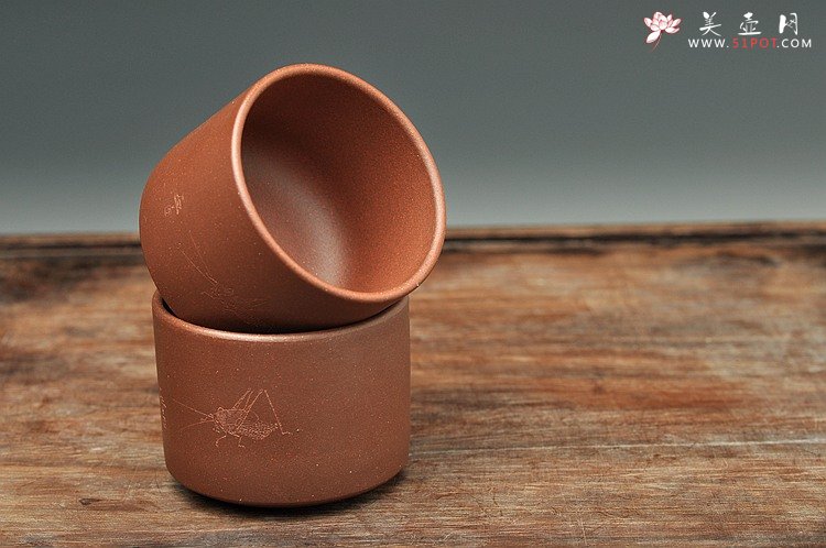 紫砂壶图片：石丁居士杯  油润紫泥  刻绘蟋蟀~ - 宜兴紫砂壶网