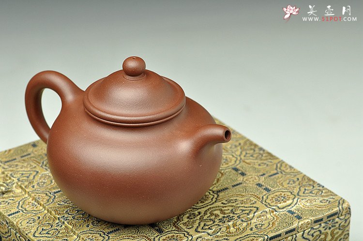 紫砂壶图片：李寒勇定样 台湾映雪山房定制亨掇 经典特拼紫泥 - 宜兴紫砂壶网