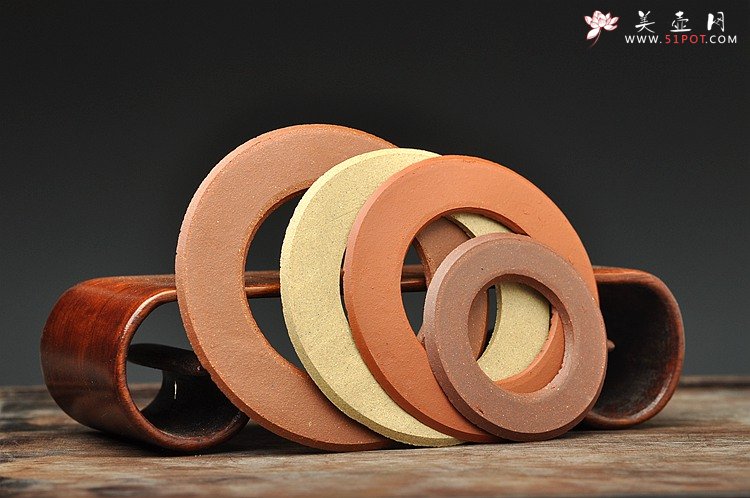 紫砂壶图片：紫砂试片 紫泥、朱泥、降坡泥、段泥 美壶网会员随机免费赠送 - 宜兴紫砂壶网