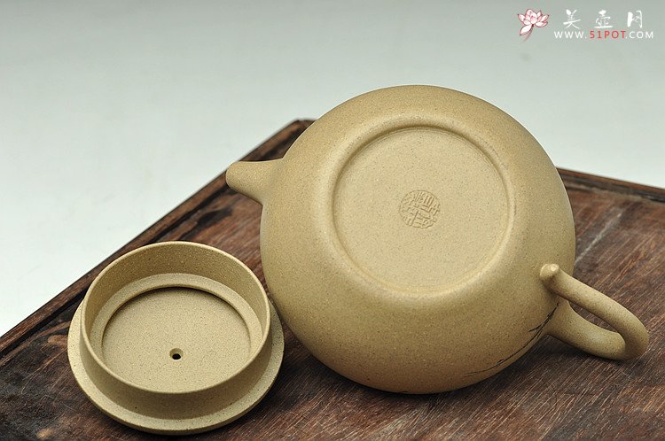 紫砂壶图片：新作 全手直流柿圆 实用精品 陆逸舟装饰 - 宜兴紫砂壶网