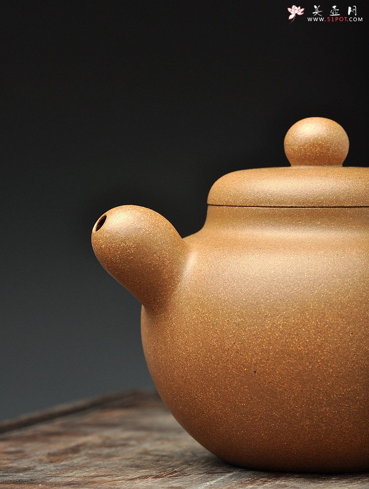 紫砂壶图片：道洪风格 雄厚可人  全手鼎珠 改良版 - 宜兴紫砂壶网